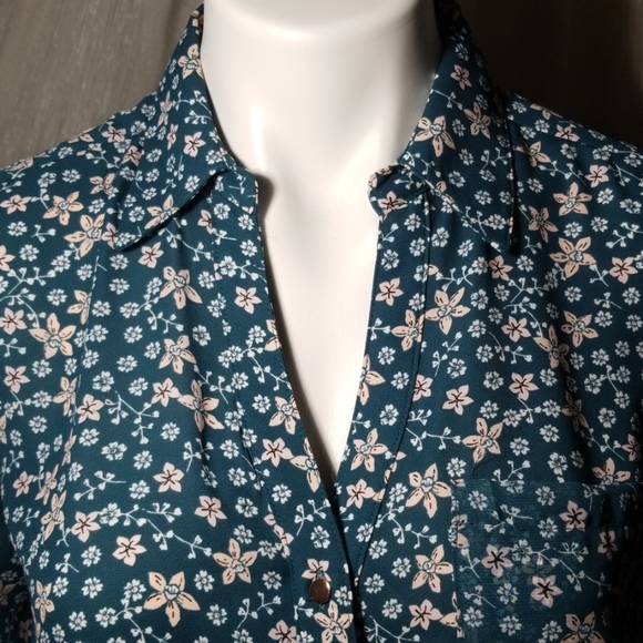 Candies Long Sleeve High Low Dress Blouse - Picture 2 of 7